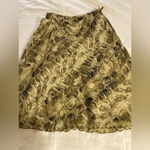 Talbots Petite 2 silk snakeskin print skirt with flounced hem